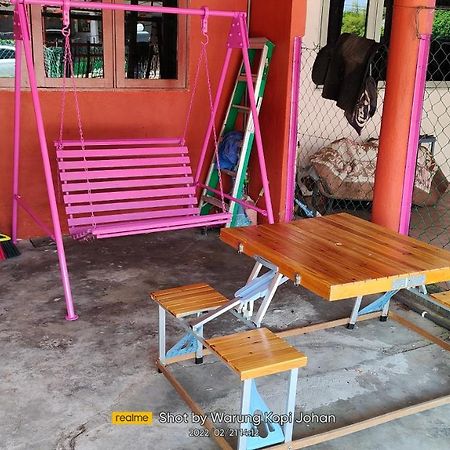 Homestay D' Tengah Bandar クアラ・ロンピン エクステリア 写真