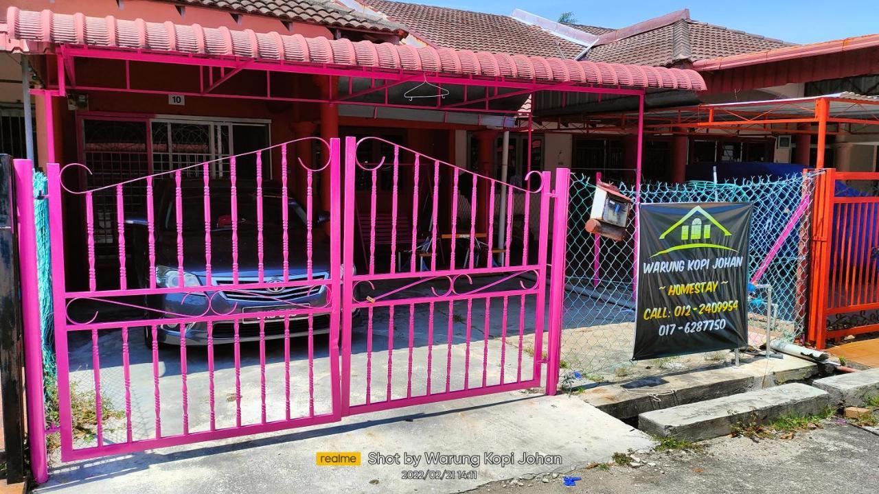 Homestay D' Tengah Bandar クアラ・ロンピン エクステリア 写真